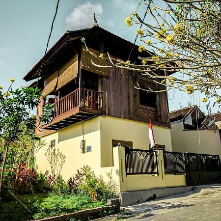 Jingga 111 Hotel Jimbaran  Exterior photo