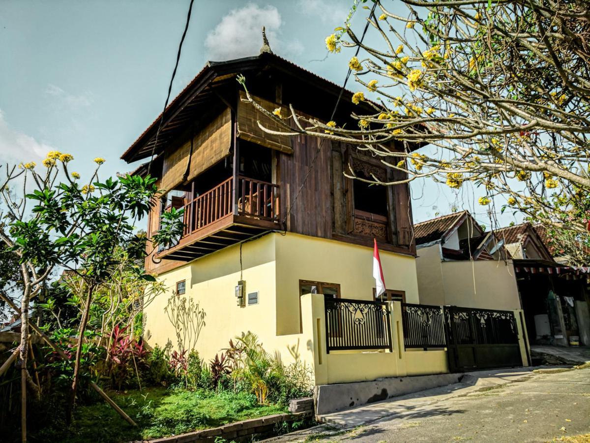Jingga 111 Hotel Jimbaran  Exterior photo